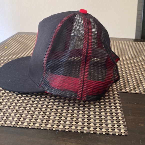 Captain America Hat - Picture 2 of 4